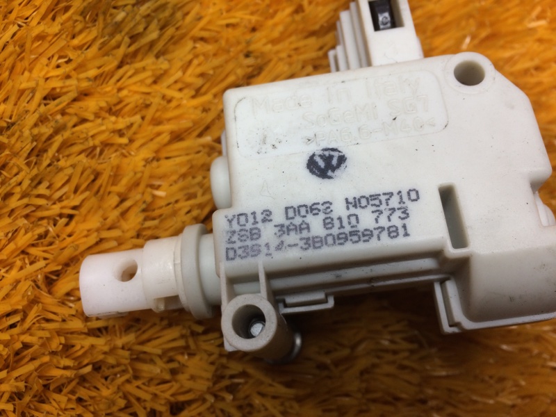 Замок лючка бензобака, 1040 рублей, Красноярск