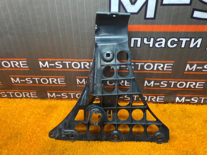 крепление бампера, 400 рублей, Красноярск