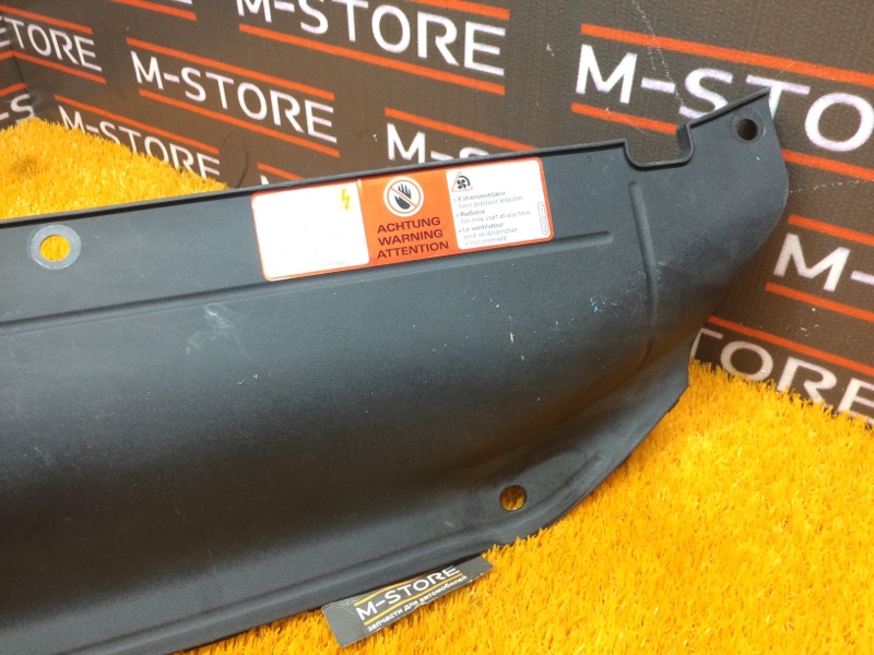 Накладка замка капота, 950 рублей, Красноярск