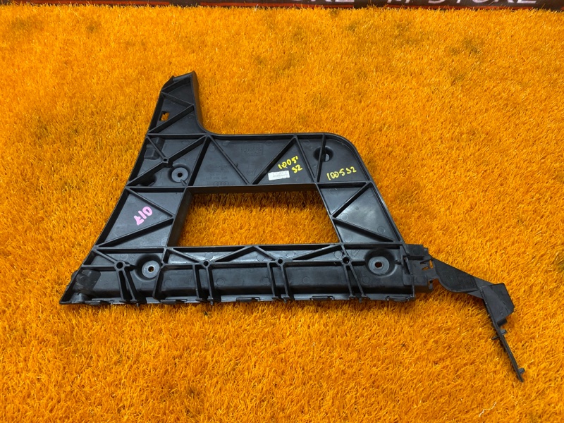 крепление бампера, 450 рублей, Красноярск