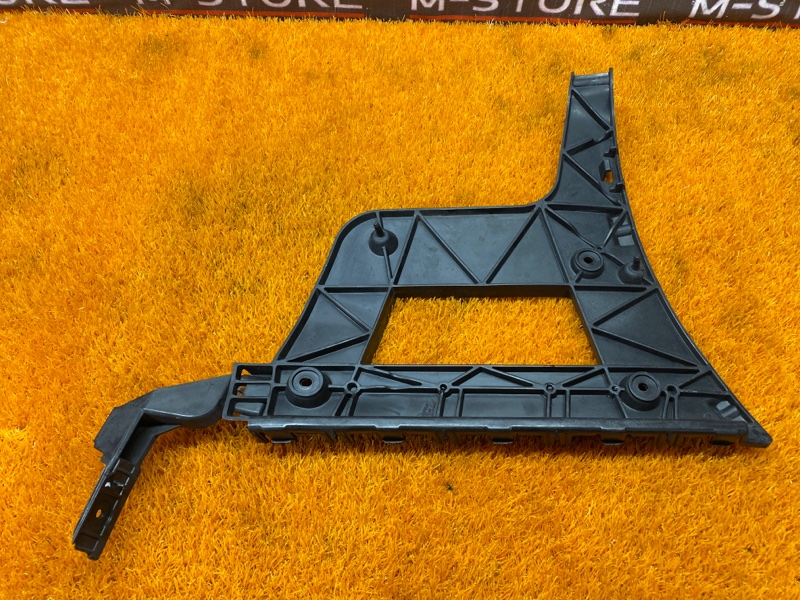 крепление бампера, 450 рублей, Красноярск