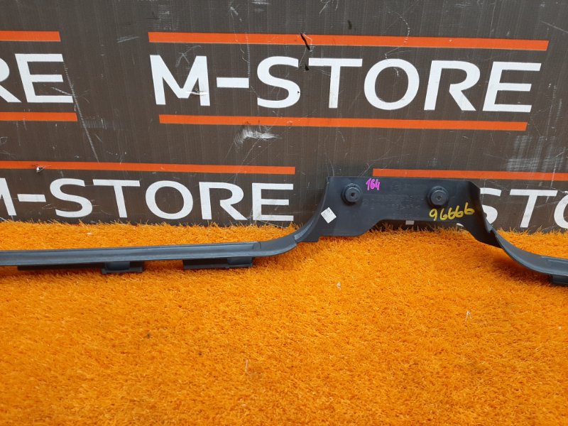 Накладка на порог салона, 350 рублей, Красноярск