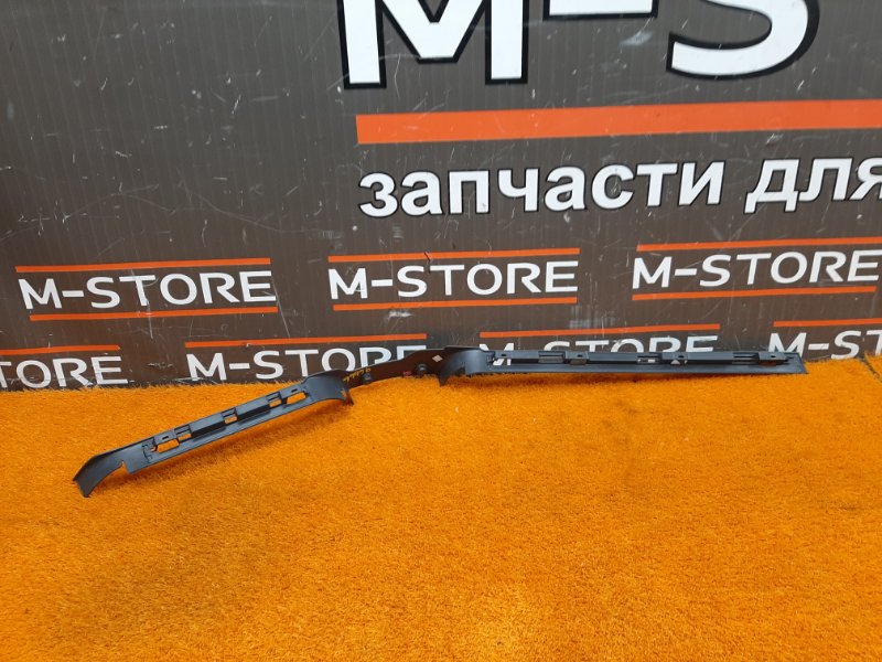 Накладка на порог салона, 350 рублей, Красноярск