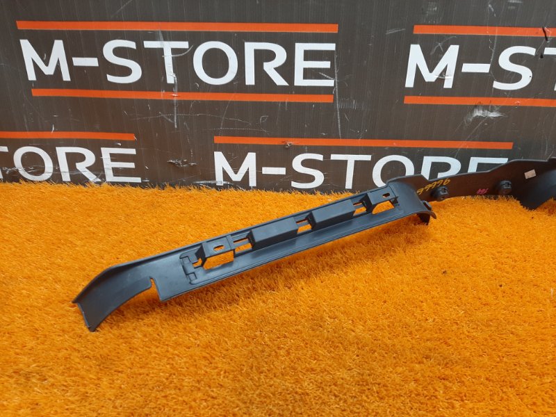 Накладка на порог салона, 350 рублей, Красноярск