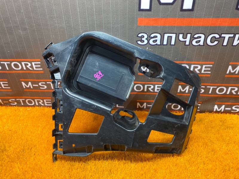 крепление бампера, 930 рублей, Красноярск