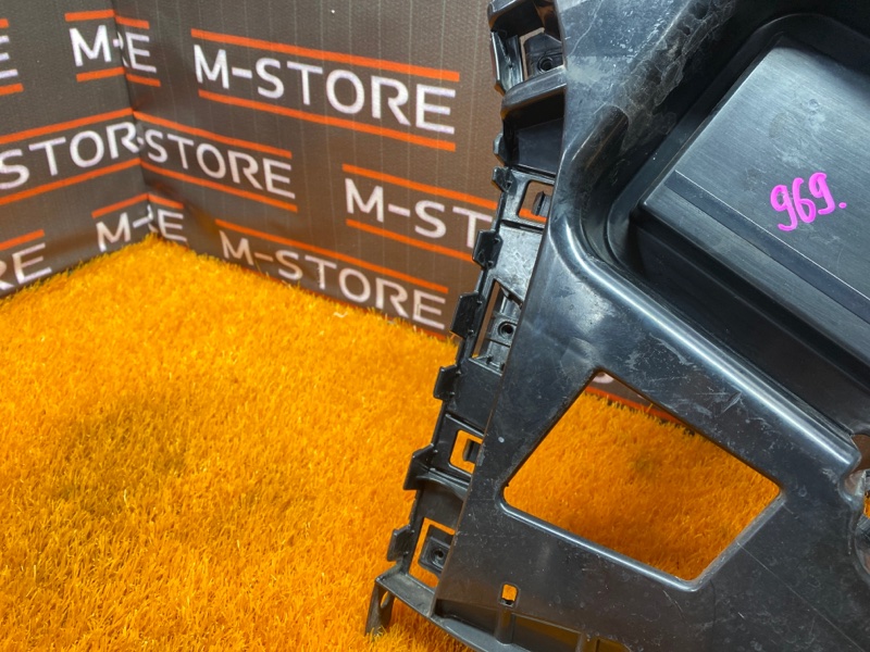 крепление бампера, 930 рублей, Красноярск