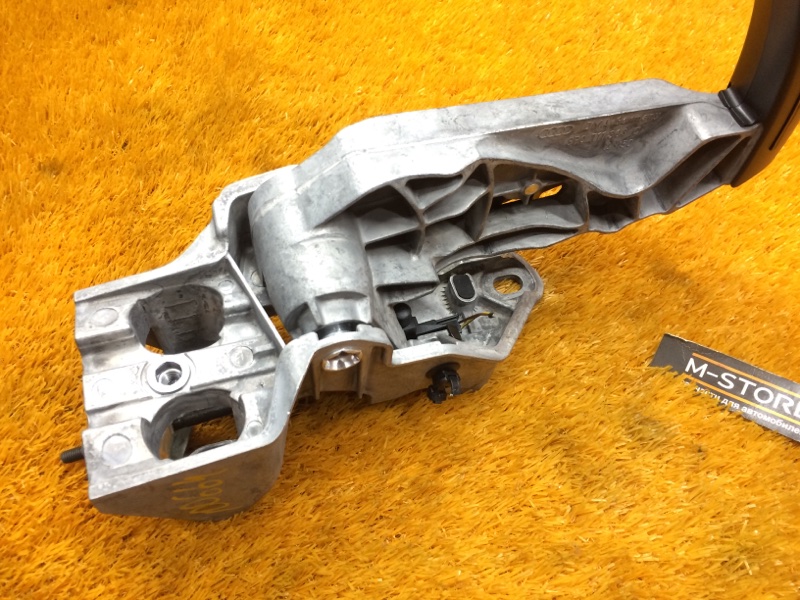 Ручка ручного тормоза, 800 рублей, Красноярск