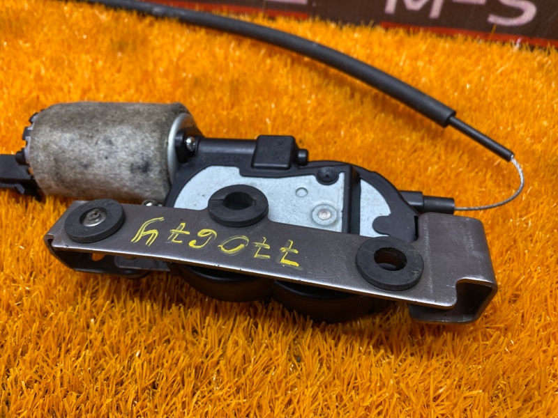 мотор регулировки сидений, 630 рублей, Красноярск