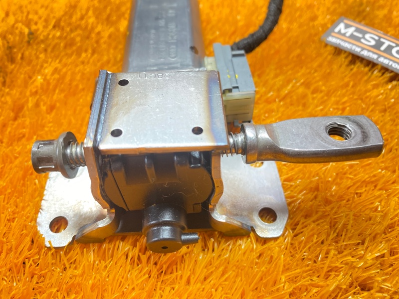 мотор регулировки сидений, 630 рублей, Красноярск