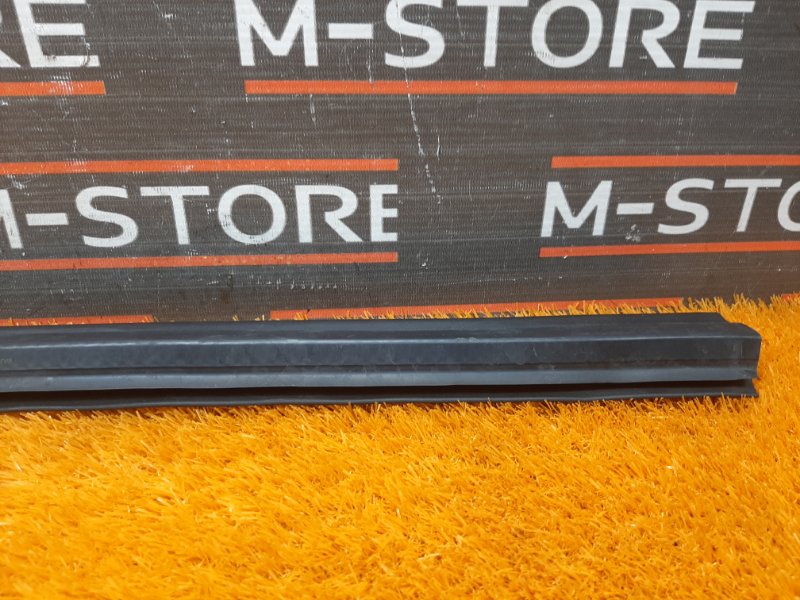 Уплотнитель капота, 450 рублей, Красноярск