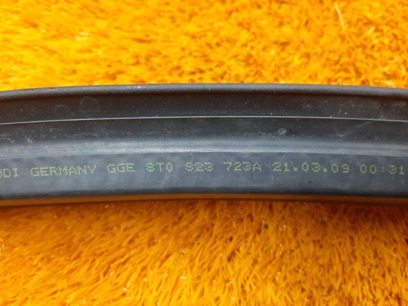 Уплотнитель капота, 450 рублей, Красноярск