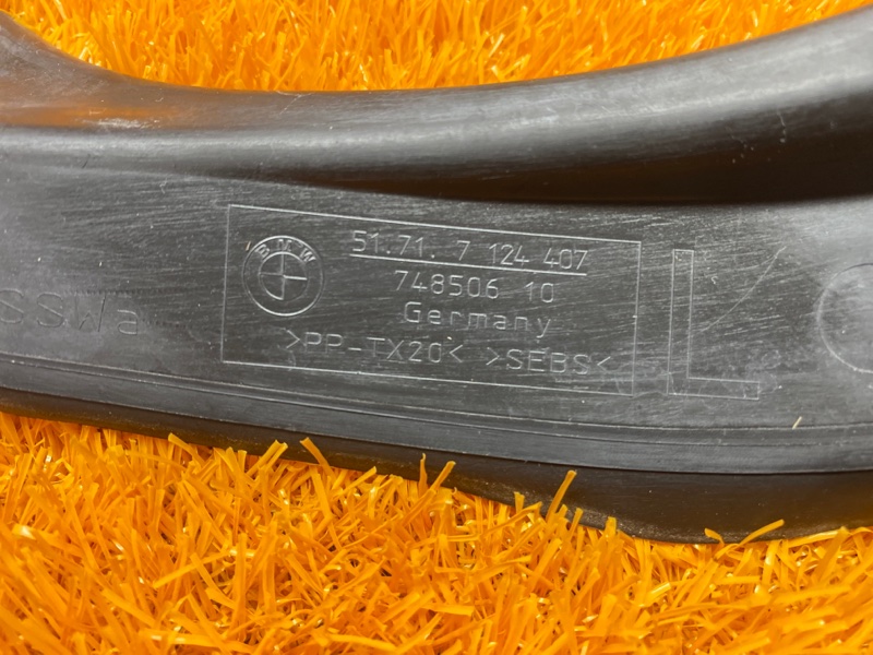 Водосток багажника, 300 рублей, Красноярск