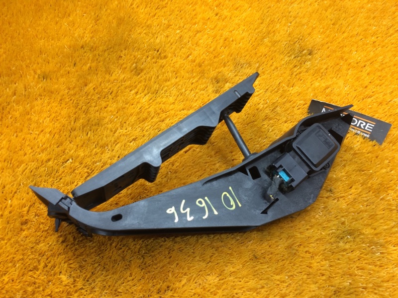 педаль газа, 500 рублей, Красноярск