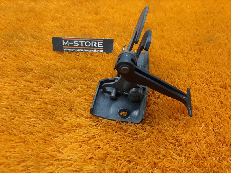 замок капота, 500 рублей, Красноярск