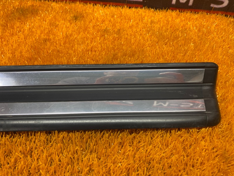 Накладка на порог салона, 350 рублей, Красноярск