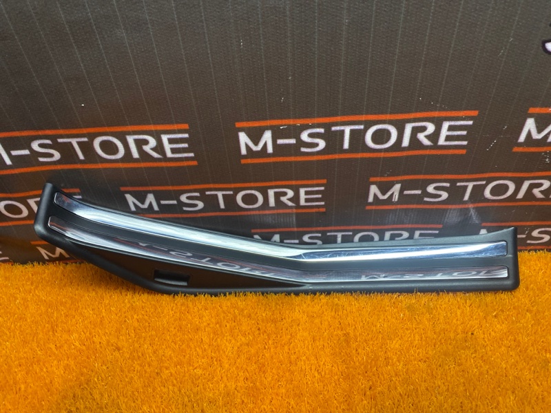 Накладка на порог салона, 350 рублей, Красноярск