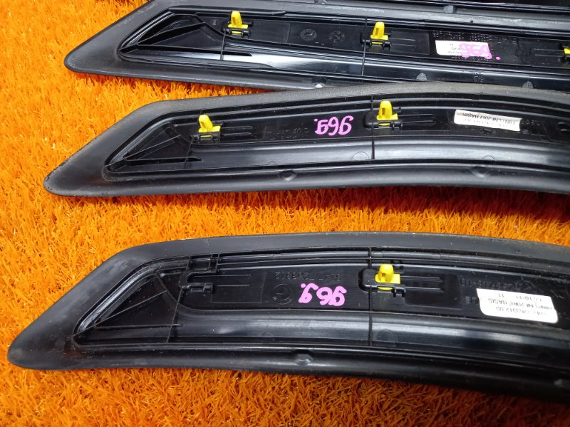 Накладка на порог салона, 1000 рублей, Красноярск