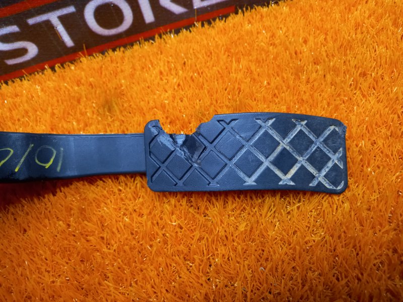 педаль газа, 500 рублей, Красноярск