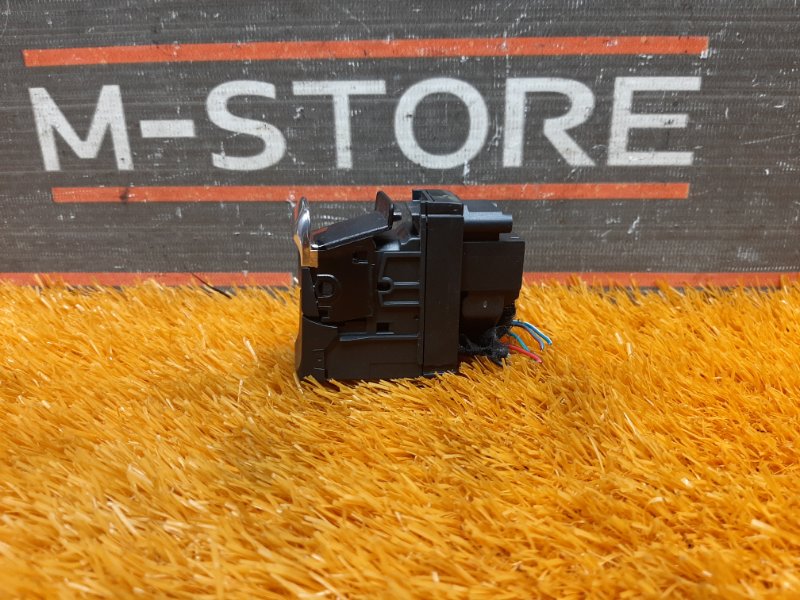 Кнопка стояночного тормоза, 300 рублей, Красноярск