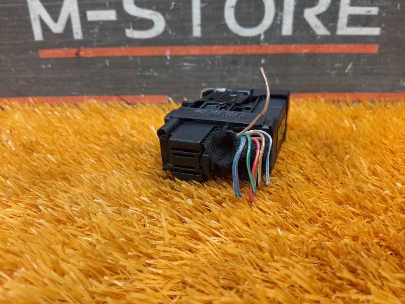 Кнопка стояночного тормоза, 300 рублей, Красноярск