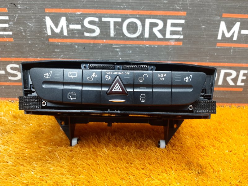 Блок кнопок (подогрев сидений), 470 рублей, Красноярск