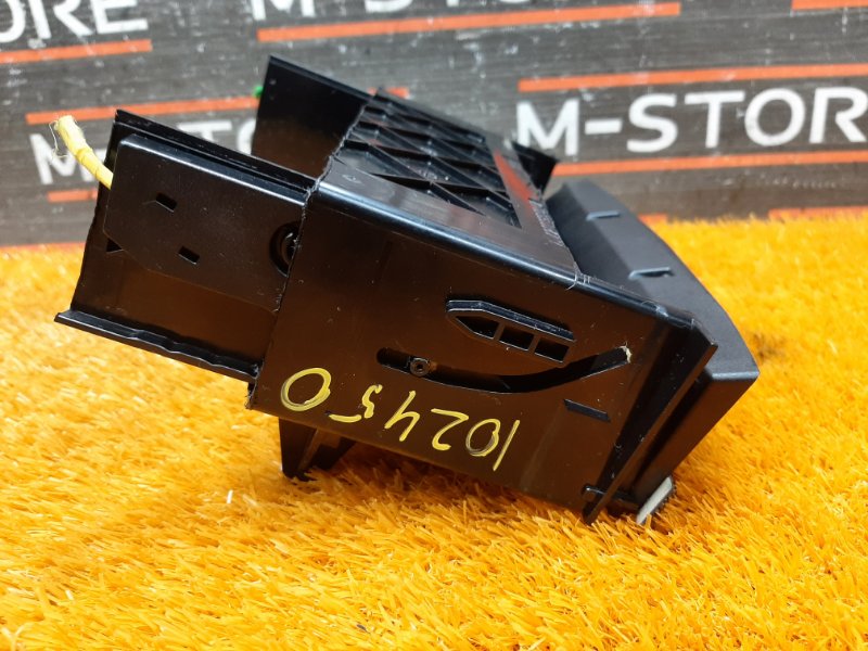 Блок кнопок (подогрев сидений), 470 рублей, Красноярск