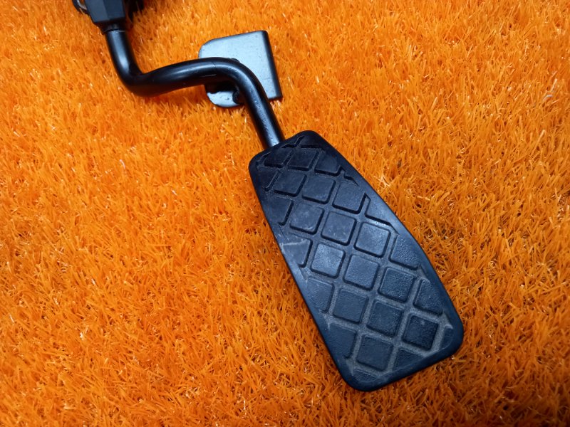 педаль газа, 450 рублей, Красноярск