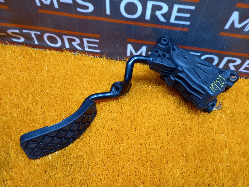 педаль газа, 450 рублей, Красноярск