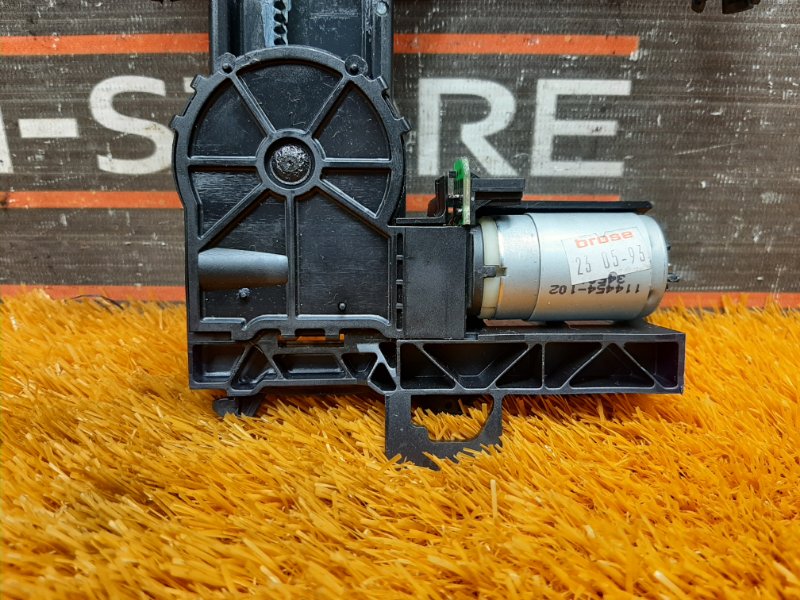 механизм складывания подголовника, 1220 рублей, Красноярск