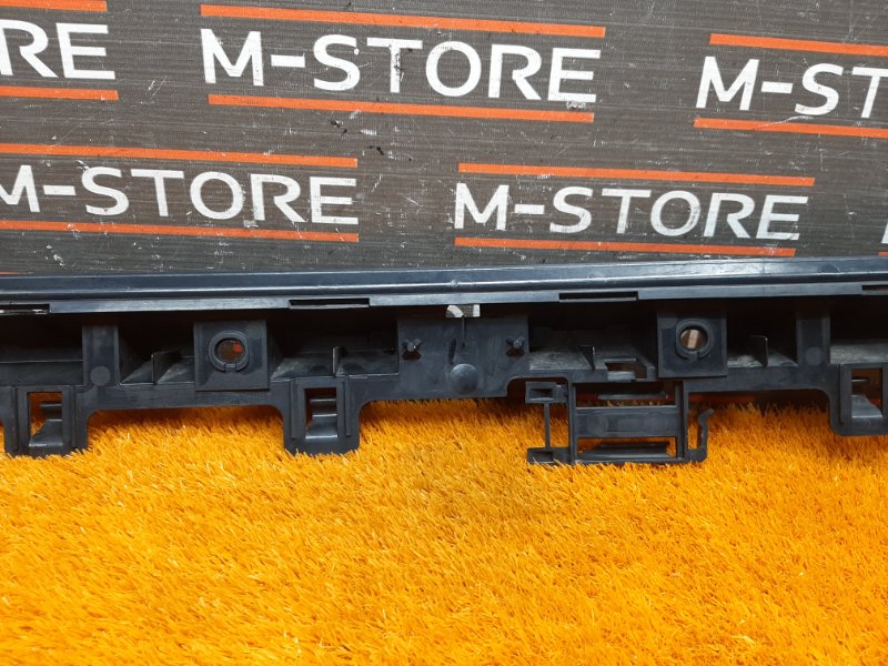 крепление бампера, 500 рублей, Красноярск