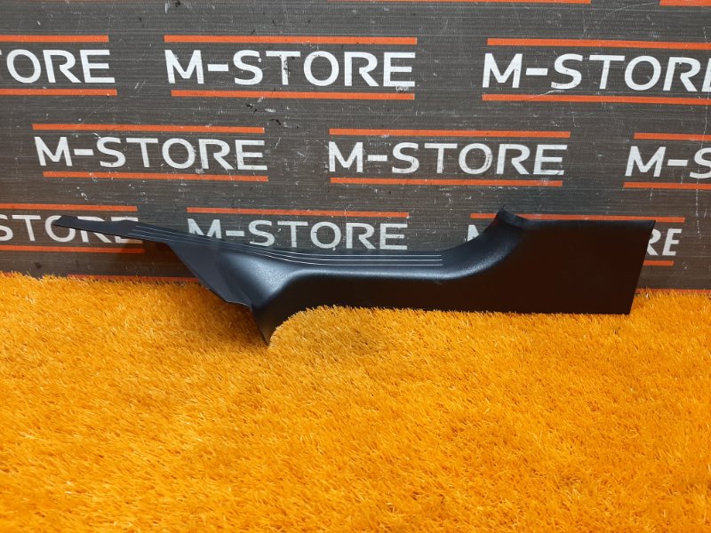 Накладка на порог салона, 210 рублей, Красноярск