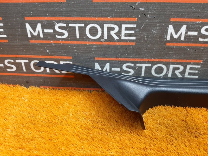 Накладка на порог салона, 210 рублей, Красноярск