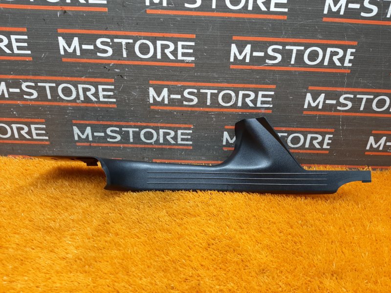 Накладка на порог салона, 210 рублей, Красноярск