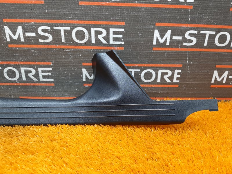 Накладка на порог салона, 210 рублей, Красноярск