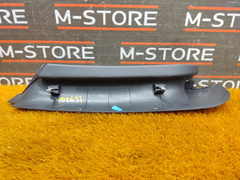 обшивка двери багажника, 300 рублей, Красноярск