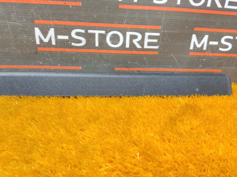 Накладка на порог салона, 540 рублей, Красноярск