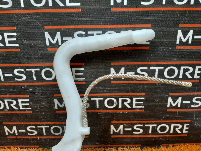 Горловина бачка омывателя, 340 рублей, Красноярск