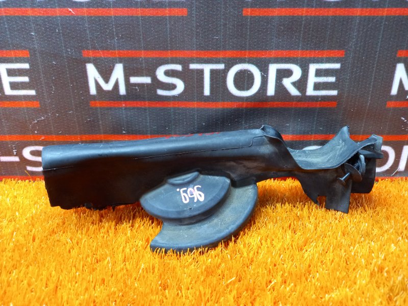 Уплотнитель капота, 380 рублей, Красноярск