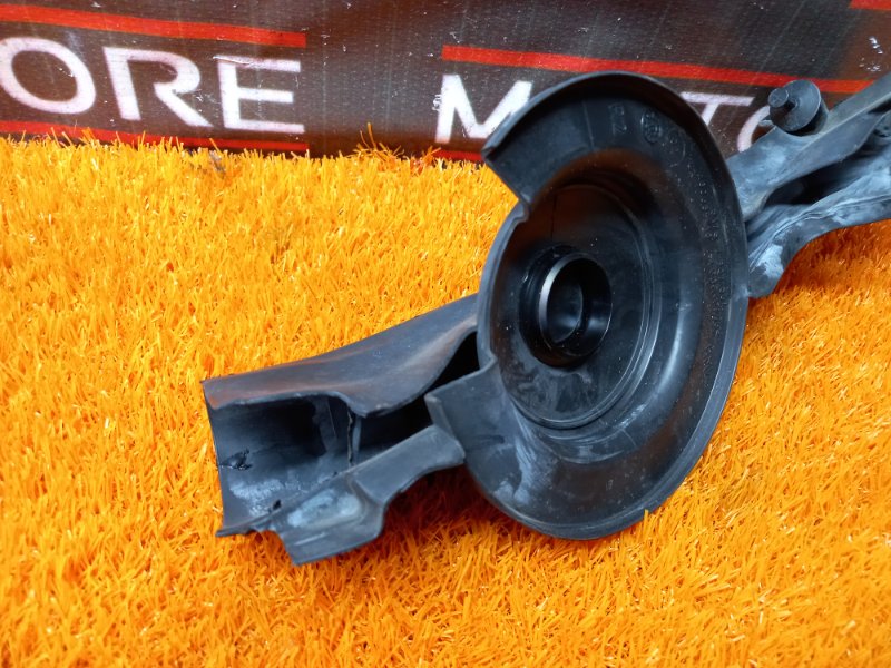 Уплотнитель капота, 380 рублей, Красноярск