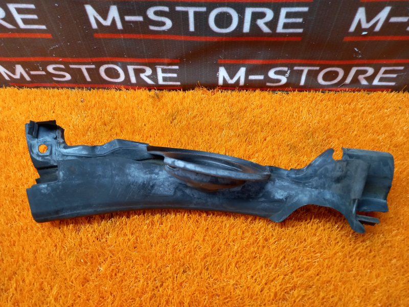 Уплотнитель капота, 380 рублей, Красноярск