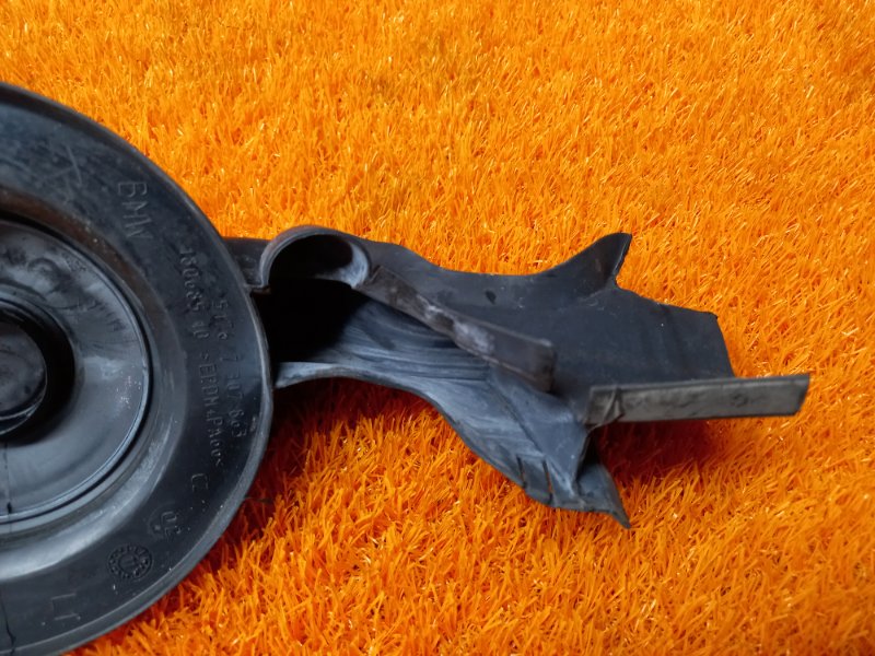 Уплотнитель капота, 380 рублей, Красноярск