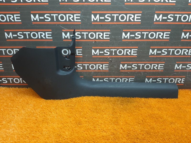 Накладка на порог салона, 350 рублей, Красноярск