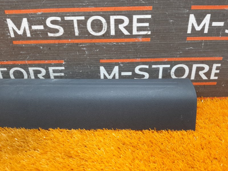 Накладка на порог салона, 350 рублей, Красноярск