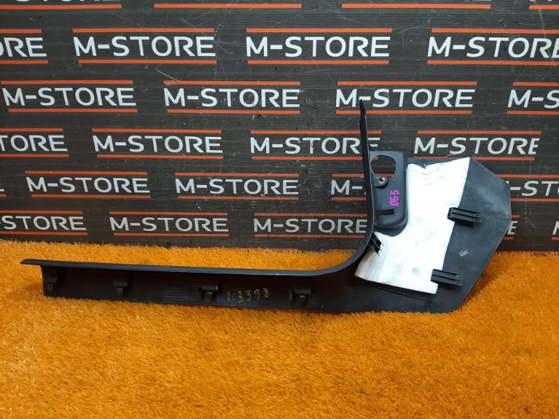 Накладка на порог салона, 350 рублей, Красноярск