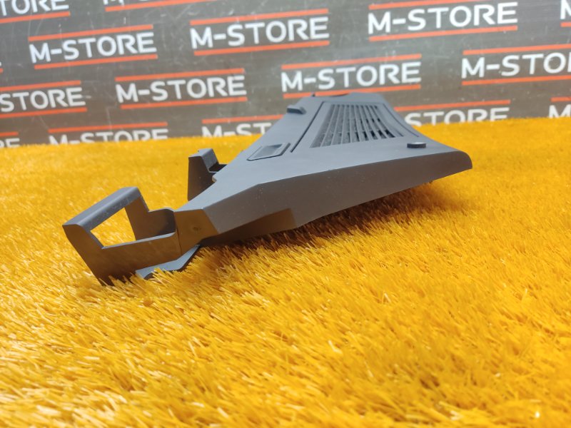 Пластик багажника, 570 рублей, Красноярск