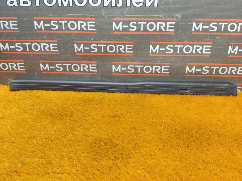 Накладка на порог салона, 540 рублей, Красноярск