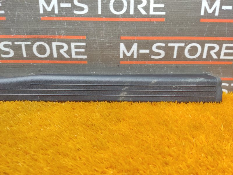 Накладка на порог салона, 540 рублей, Красноярск