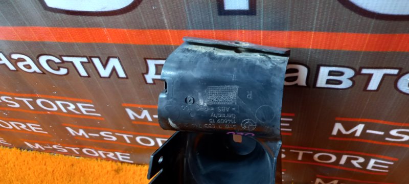 крепление бампера, 400 рублей, Красноярск