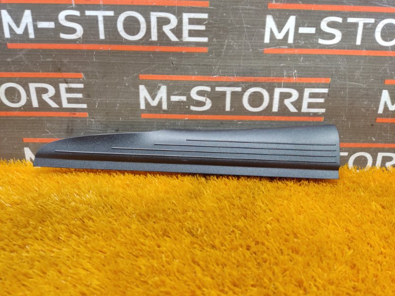 Накладка на порог салона, 200 рублей, Красноярск