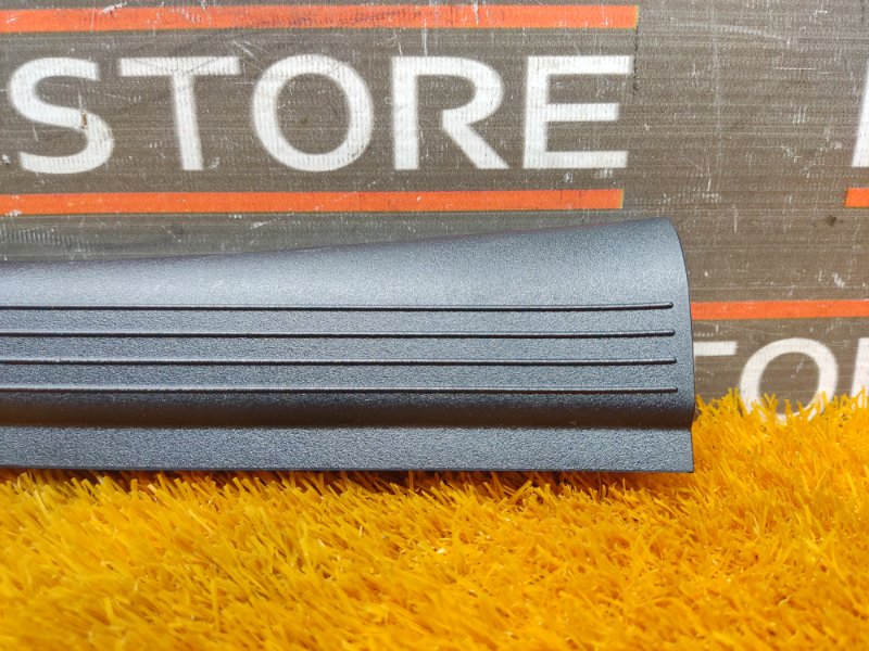 Накладка на порог салона, 200 рублей, Красноярск